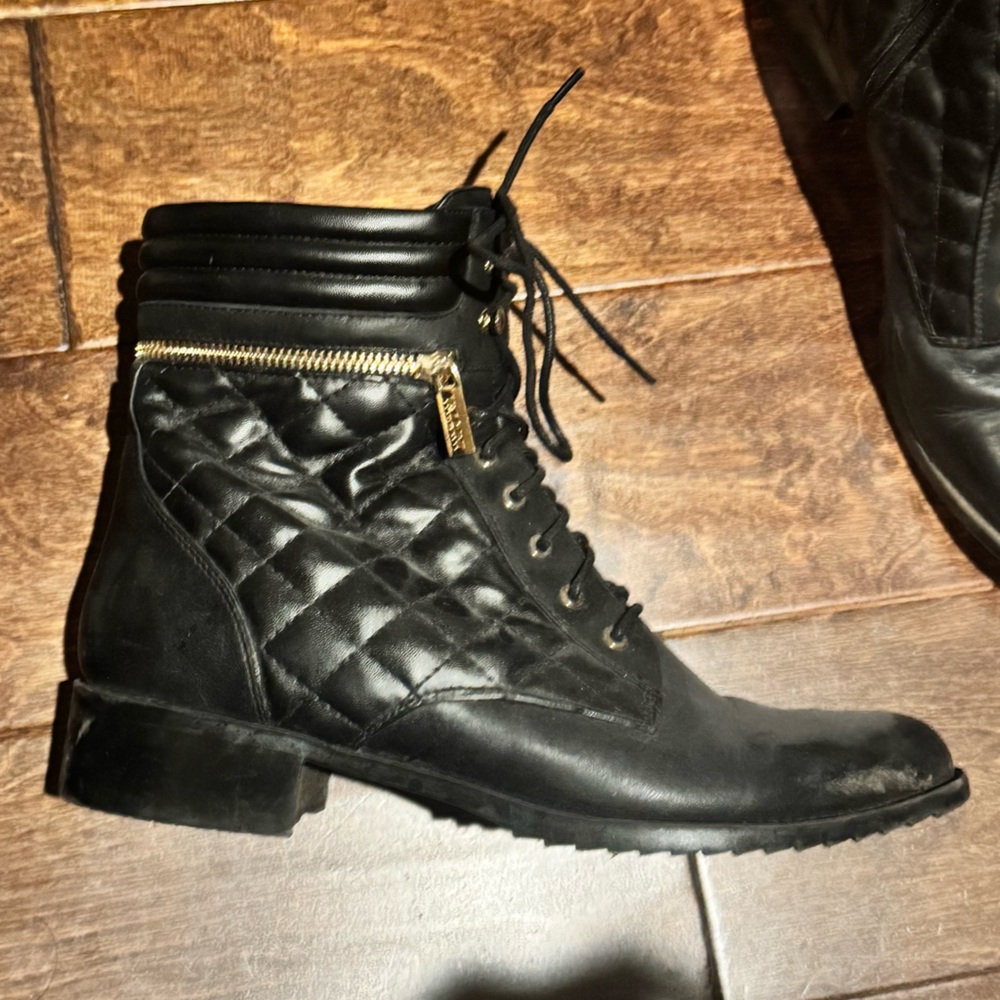 Valdini Black Laceup Boots 10